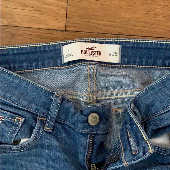 Hollister Jeans - Picture 2 of 3